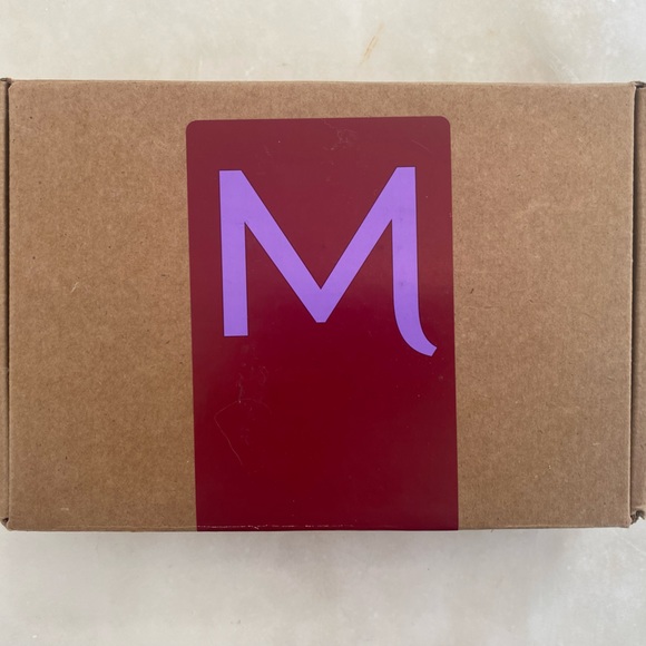 Mejuri Black Onyx 14K Solid Gold Ring Sz. 7 - Picture 12 of 16